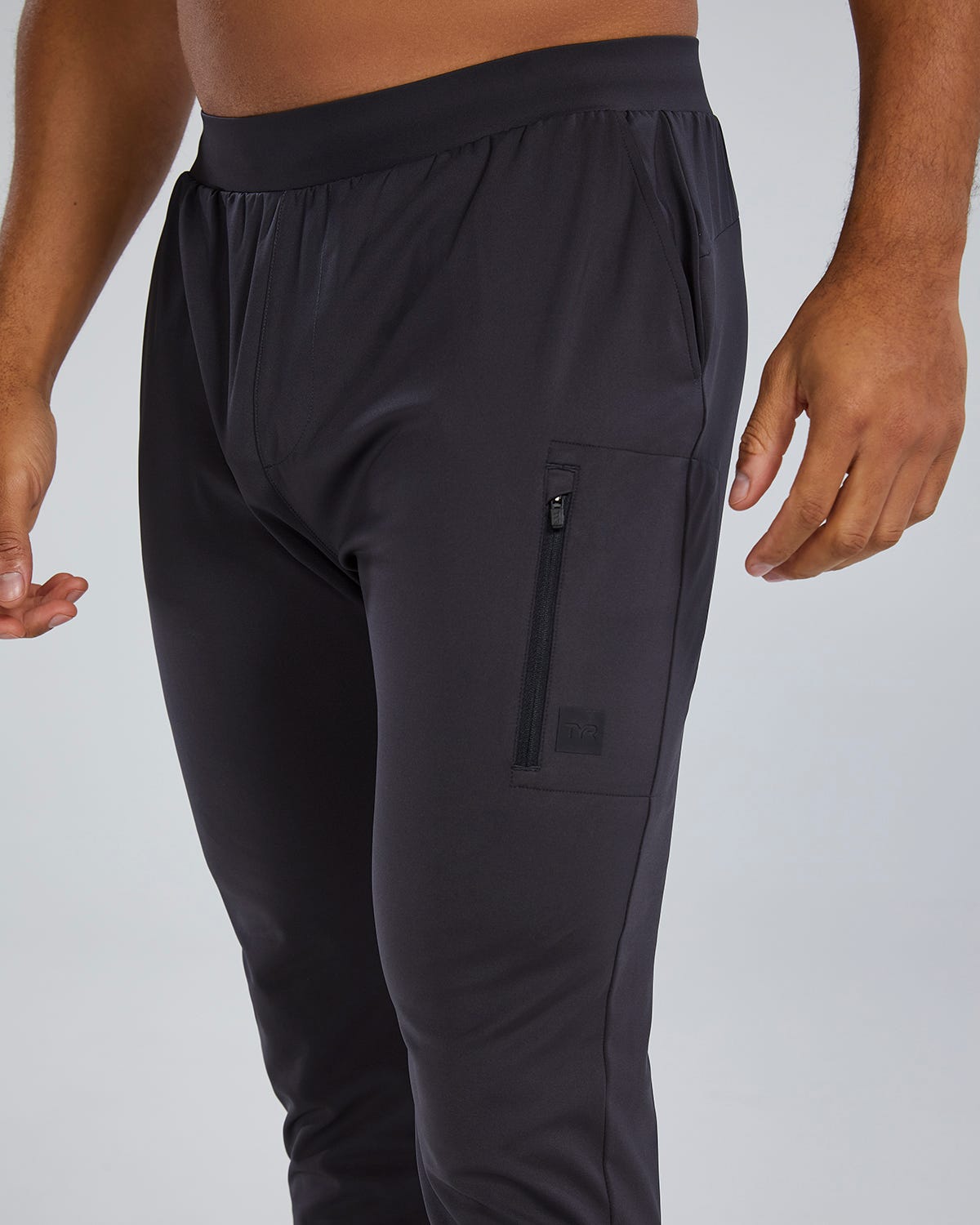TYR Elevation Men's Tech Jogger - Solid